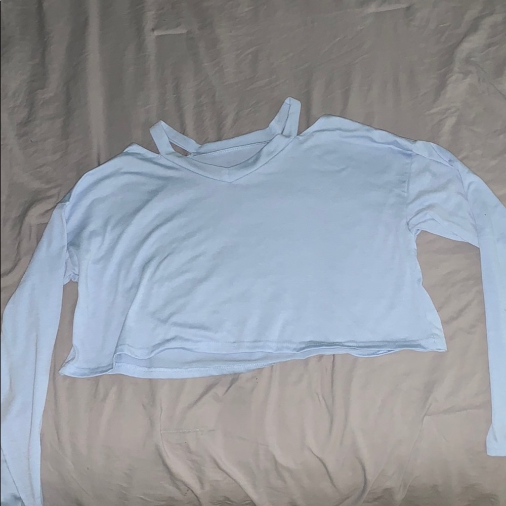 Shoulder less long sleeve blue top